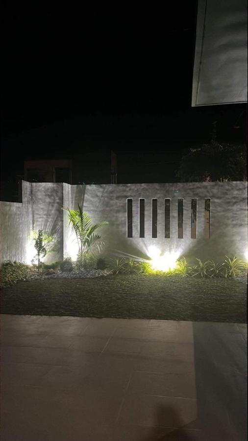 Seafront Residences Vacation Getaway San Juan  Exterior foto