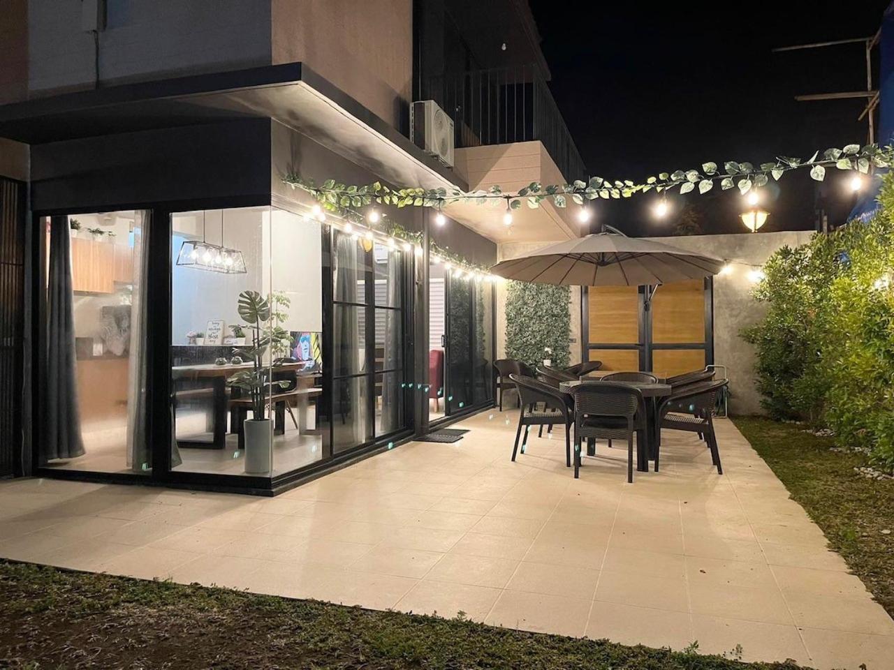 Seafront Residences Vacation Getaway San Juan  Exterior foto